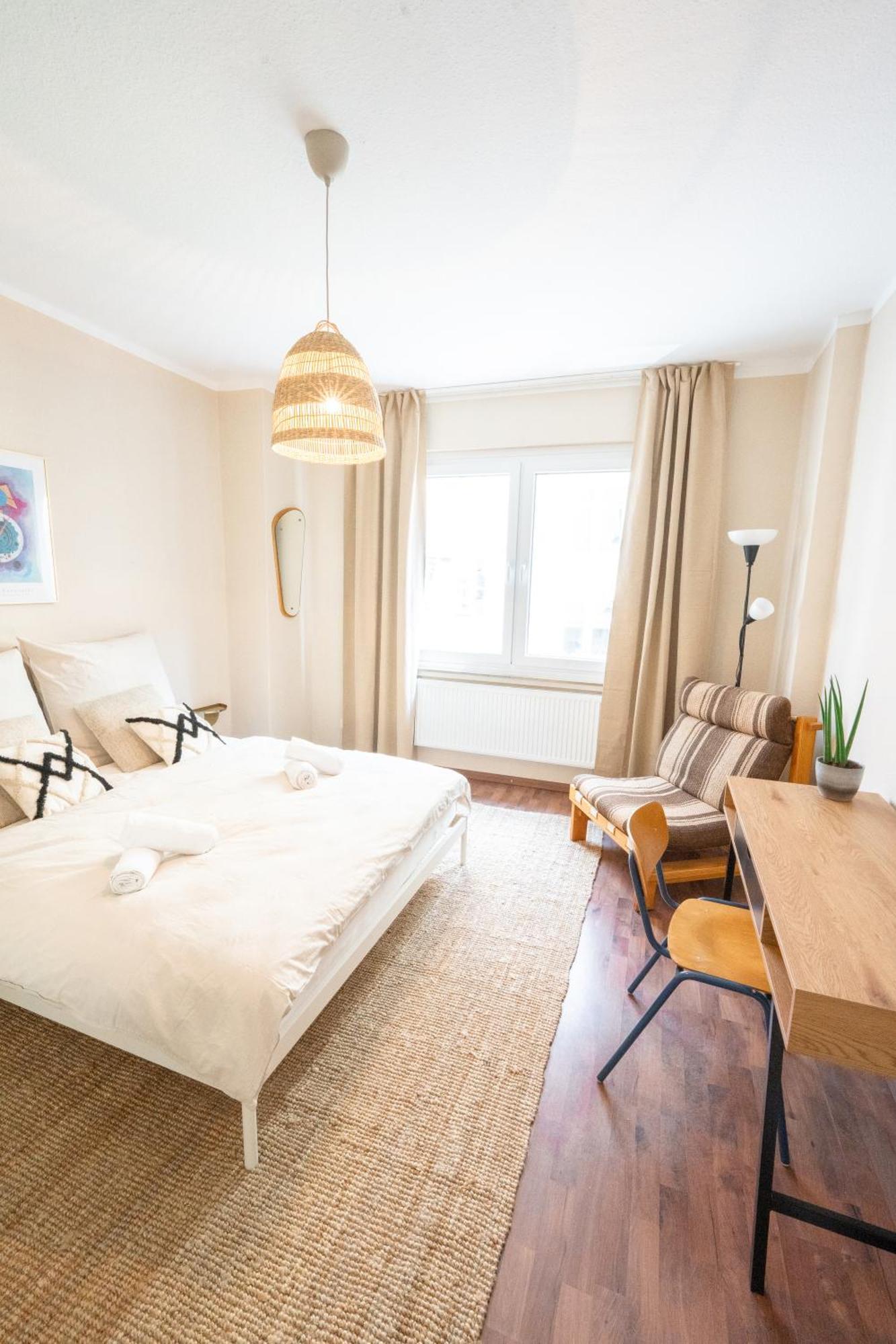 -Super Zentrales Zimmer- Direkt An Der Lutter! Bielefeld Exterior foto